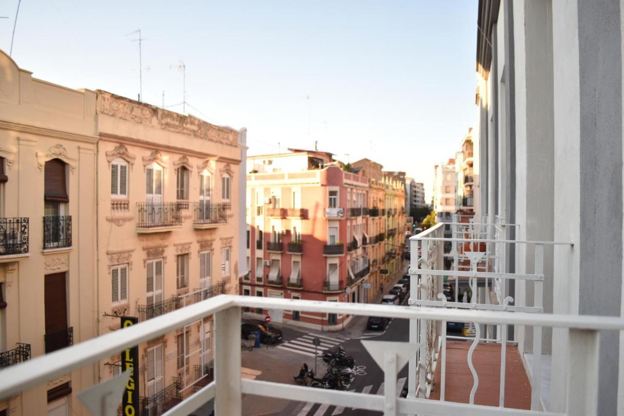 Gran Apartamento Cerca De Ruzafa Valencia Eksteriør billede